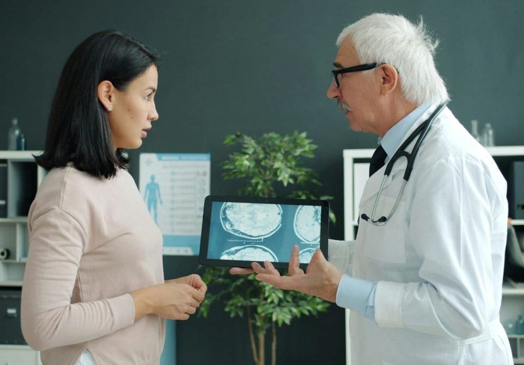 Discussing Your Goals with a Plastic Surgeon