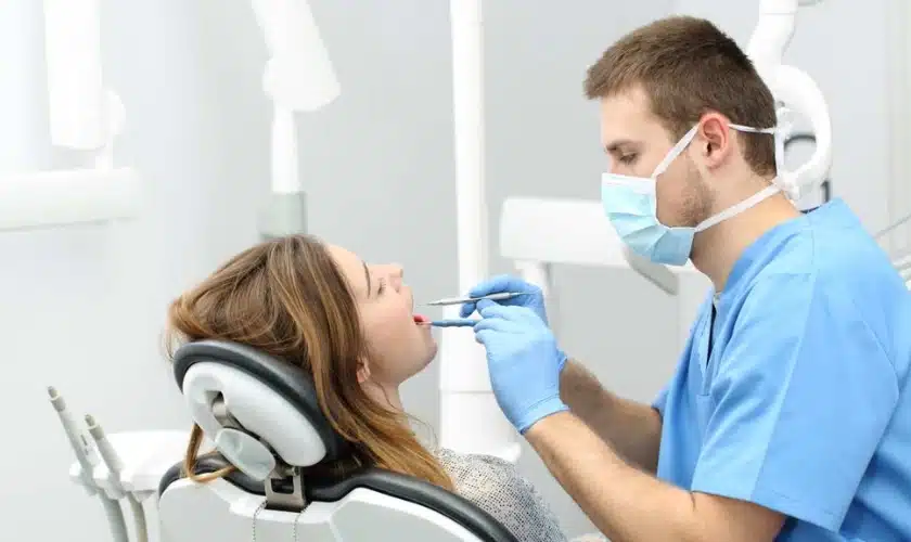 Finding the Right Cosmetic Dentist for Your Needs Right Cosmetic Dentist for Your Needs